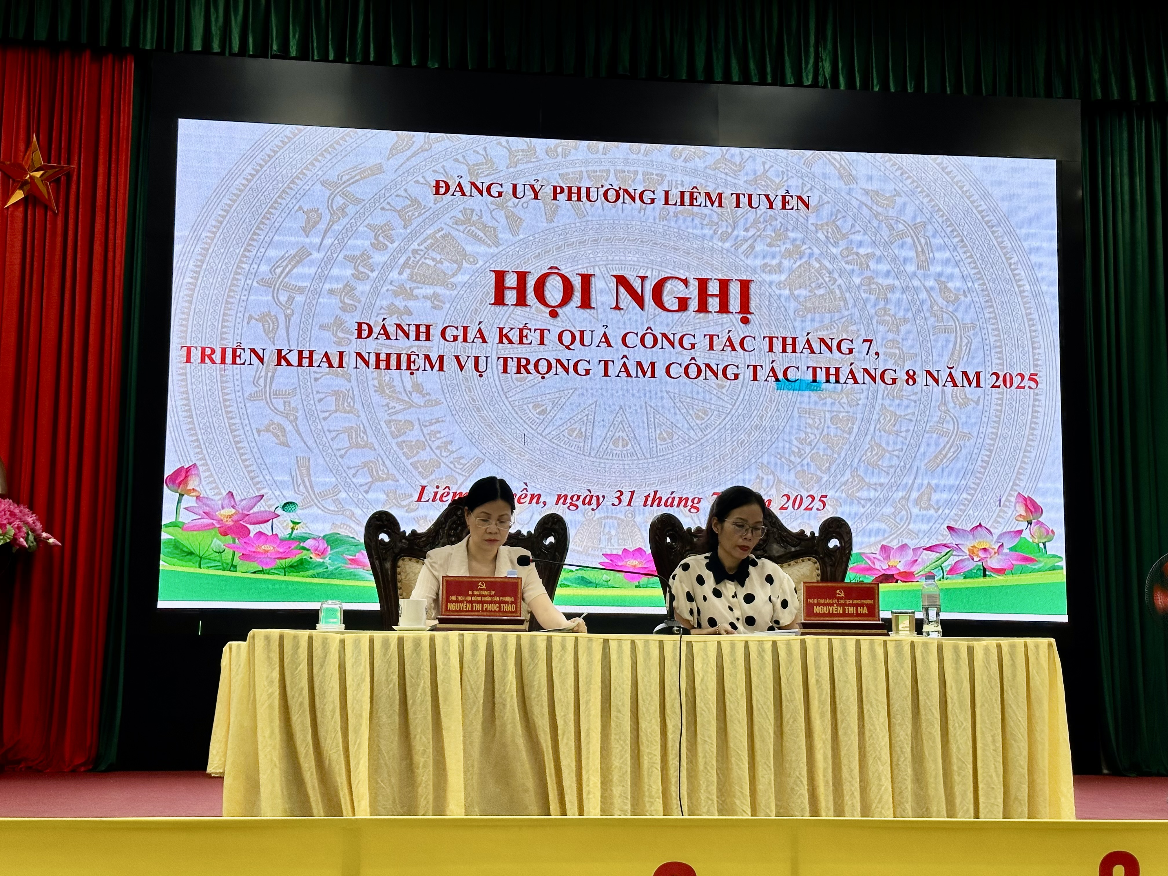 PHƯỜNG LIÊM TUYỀN TỔ CHỨC HỘI NGHỊ ĐÁNH GIÁ KẾT QUẢ CÔNG TÁC THÁNG 7, TRIỂN KHAI NHIỆM VỤ TRỌNG TÂM THÁNG 8 NĂM 2025